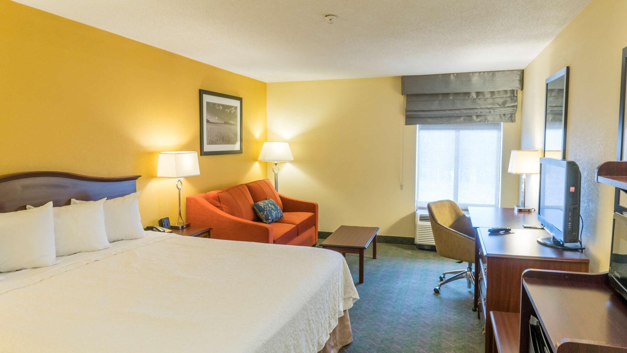Hampton Inn Нью-Филадельфия Экстерьер фото